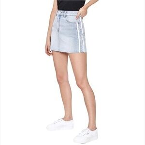 PACSUN Y2K DENIM LIGHT WASH MINI SKIRT FRAY HEM SIDE STRIPE 28